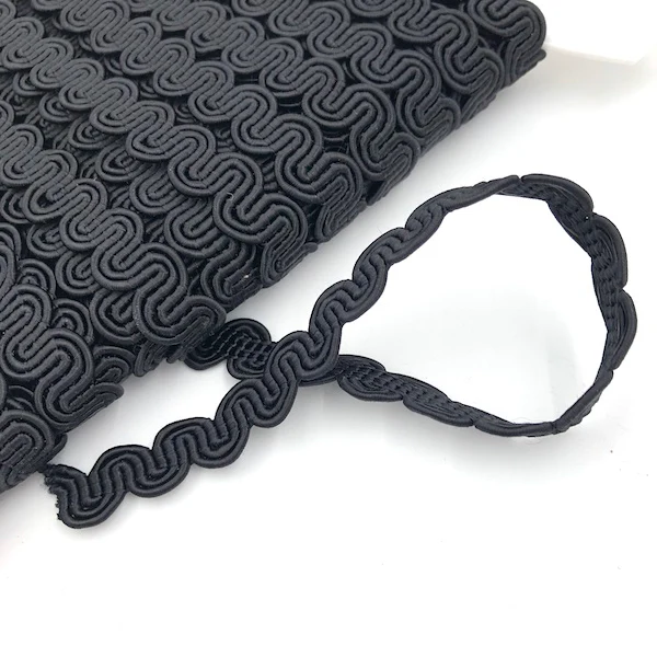 GIMP BRAID Curved 13mm Black