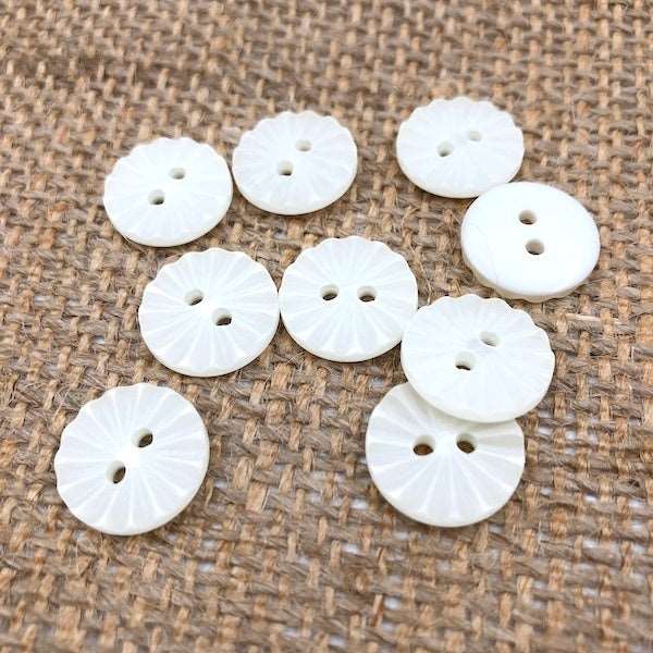 ABBEY Button 2-hole - Image 2
