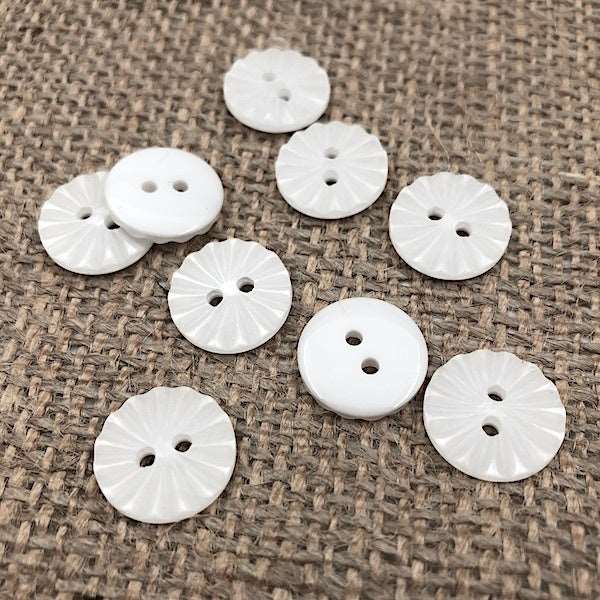 ABBEY Button 2-hole - Image 5