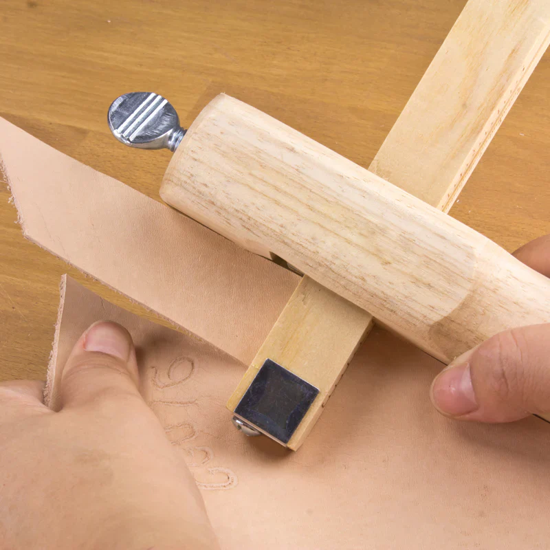 IVAN Leather Strap Cutter - Image 2