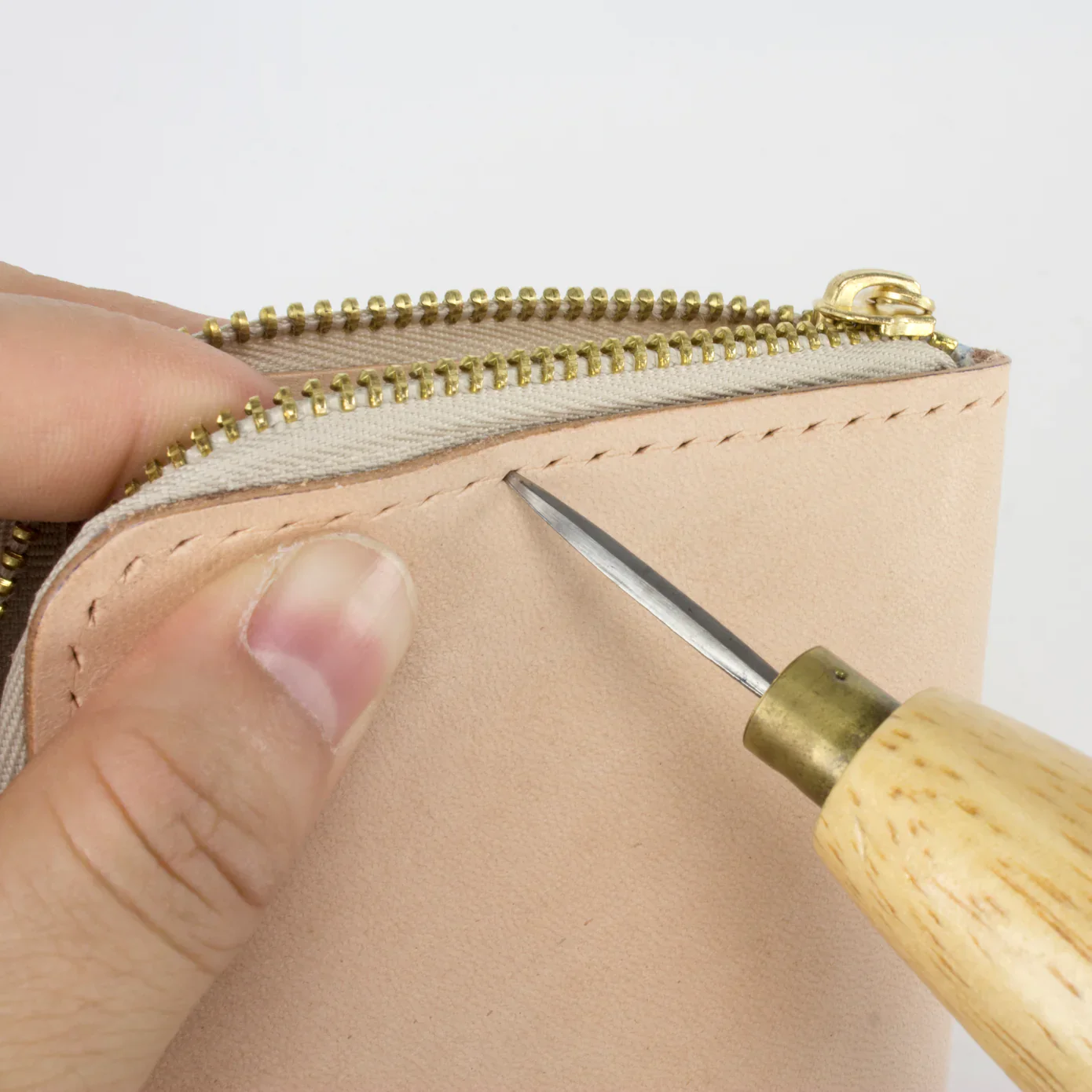 IVAN Basic Hand Stitching Kit Starter - Image 2