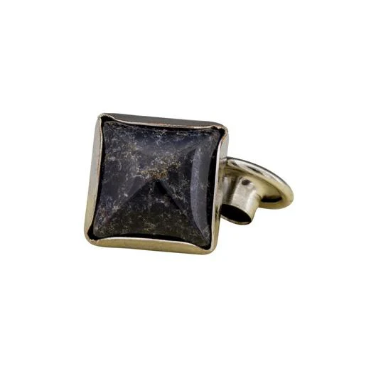 IVAN Pyramid Stone Rivet - Image 4