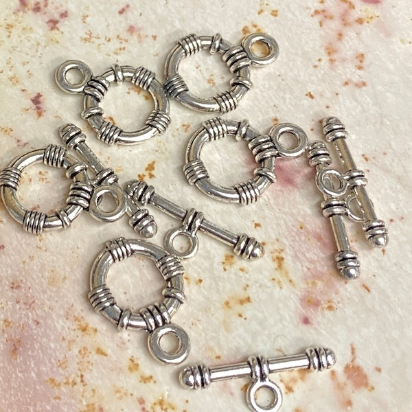SULLIVANS Clasp Toggle