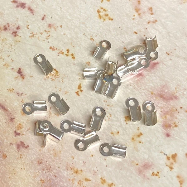 SULLIVANS Leather Clamp