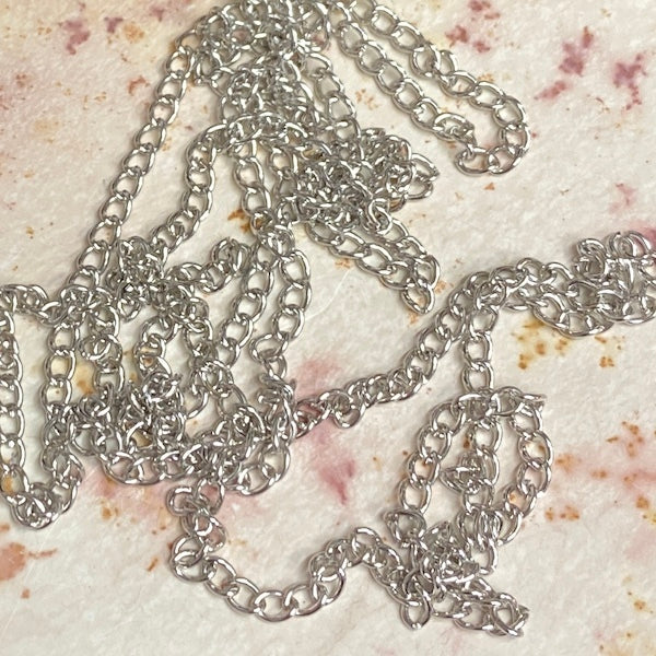 SULLIVANS Chain Twisted Oval