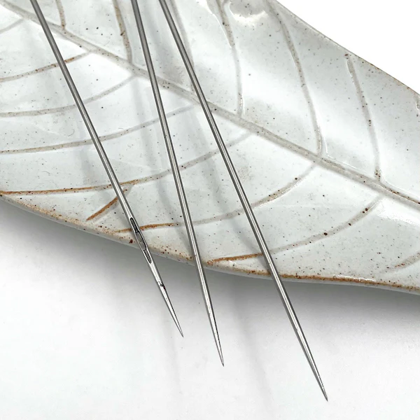 JOHN JAMES Double Ended Upholstery Needle