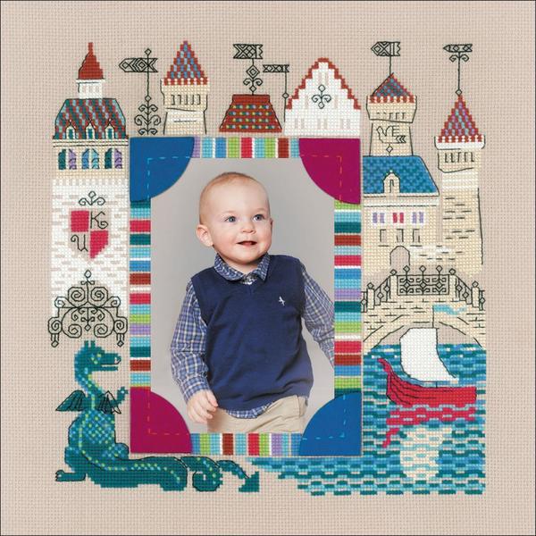 RIOLIS Counted Cross Stitch Knights Castle