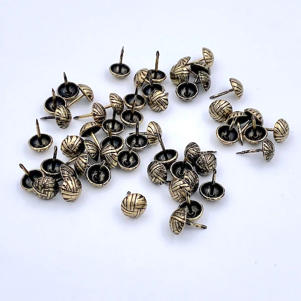 CS OSBORNE Decorative Nails Overlap