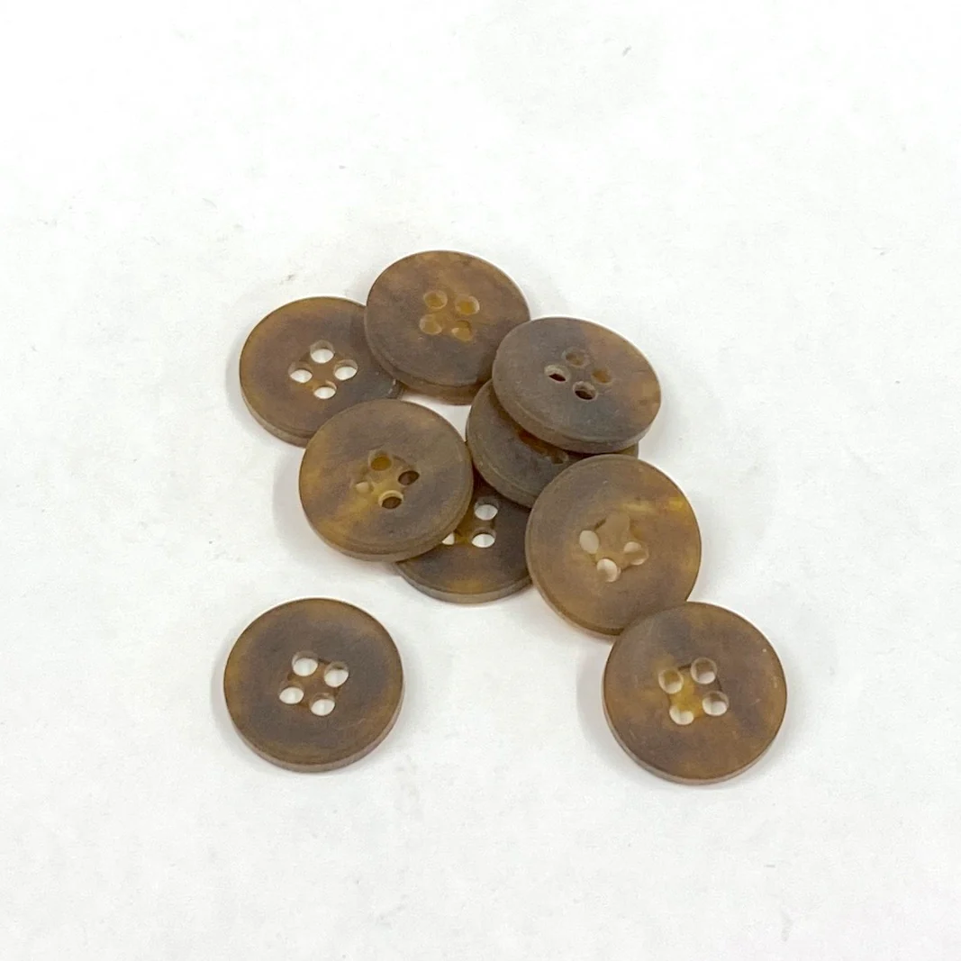 SULLIVANS Button 4-Hole Brown