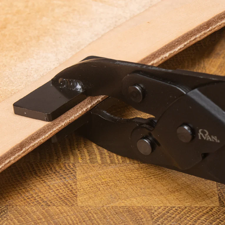 IVAN Parallel Flat Jaw Leather Pliers - Image 3