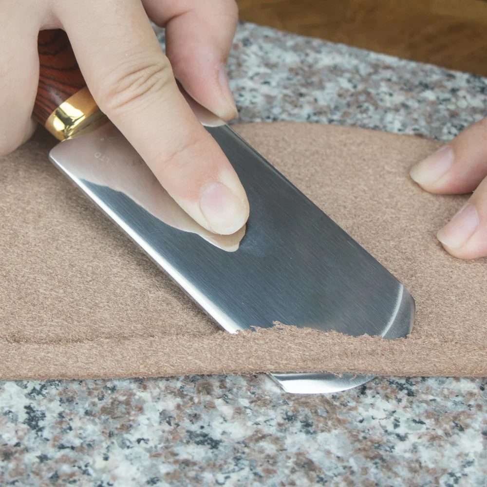 IVAN French Style Skiving Knife - Image 2